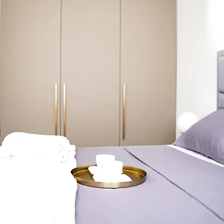 Appartement Stefani - Balcony & Free Private Garage Parking *