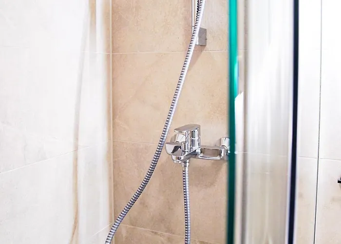 Stefani - Balcony & Free Private Garage Parking Apartman